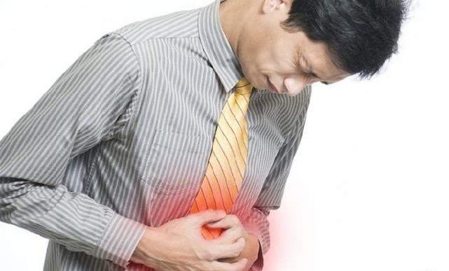 Bệnh đau dạ dày có thể gây ra chứng đau lưng