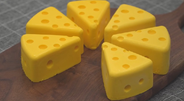 Bị táo bón nên kiêng ăn gì để nhanh khỏi và không tái phát?