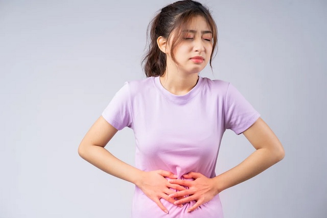 Cách xử lý khi bị đầy bụng khó tiêu kéo dài