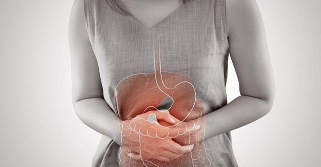Cảnh giác với tình trạng đau bụng, đi ngoài kèm sốt sau khi ăn