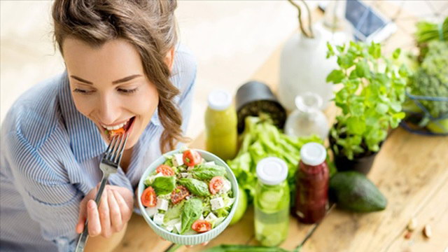 Chế độ ăn uống hợp lý cho người mắc bệnh trĩ