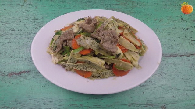 Niễng xào thịt bò