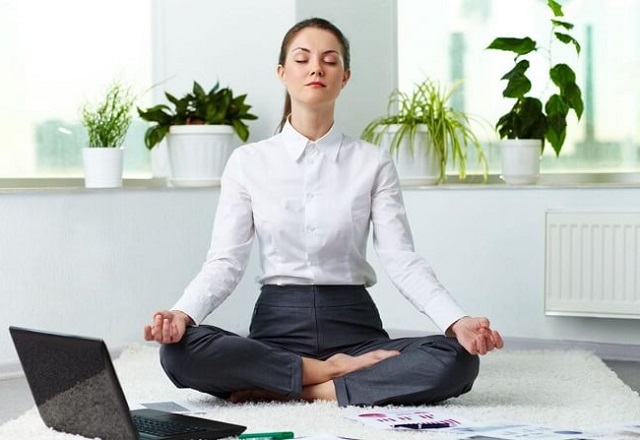 Suy nghĩ nhiều có thể gây đau dạ dày