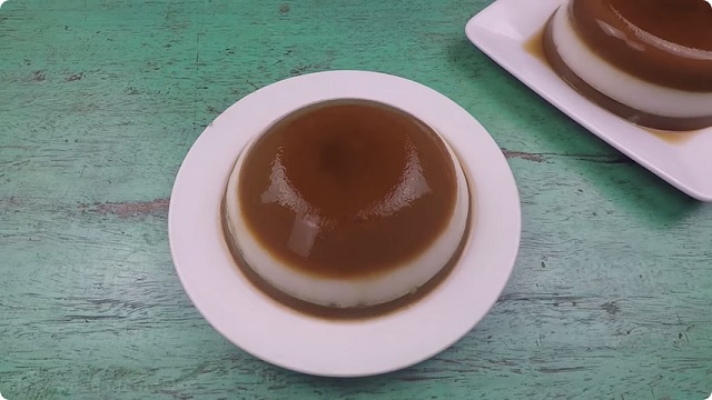 Thạch rau câu cà phê cốt dừa