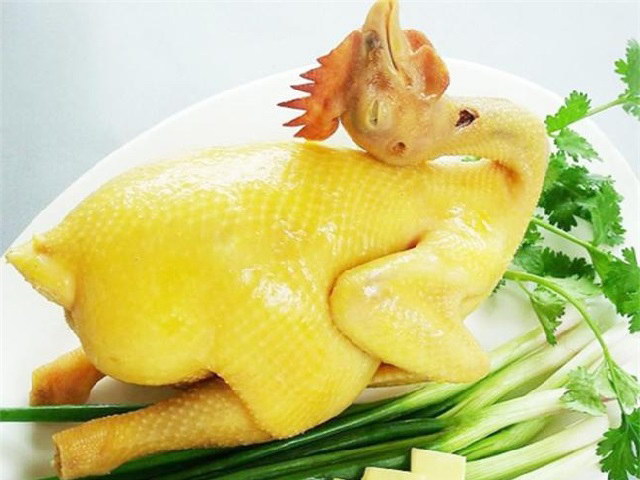 Thịt gà trống hay gà mái tốt hơn ?