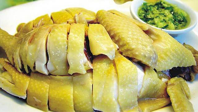 Thịt gà trống hay gà mái tốt hơn ?