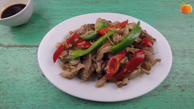 Thịt thỏ xào sả ớt