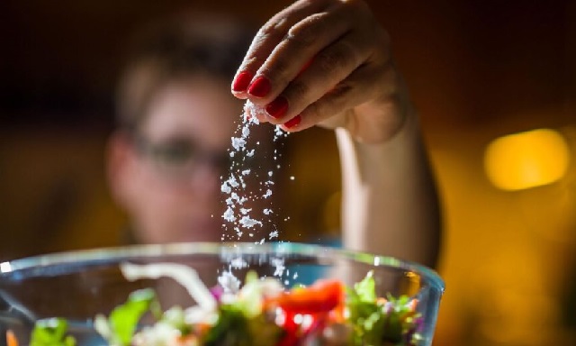 Xây dựng chế độ ăn uống khoa học cho người cao huyết áp