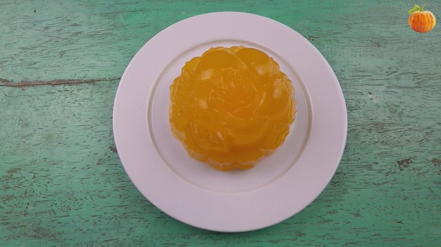 Bánh trung thu rau câu đu đủ nhân sữa dừa